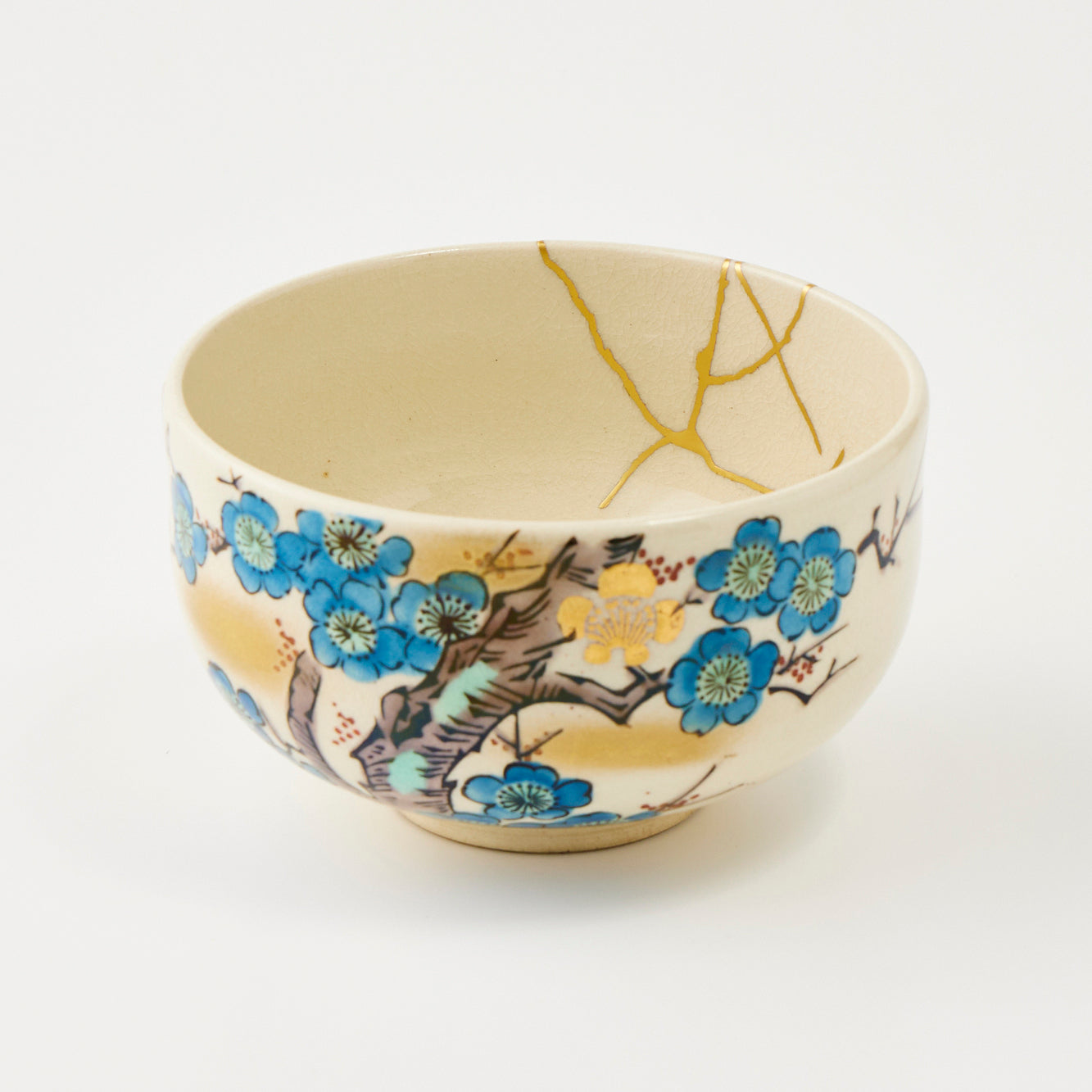 KINTSUGI Cream Glazed Matcha Bowl with Blue Plum Blossoms – Kutani Ware|Available at Ebisu Studio