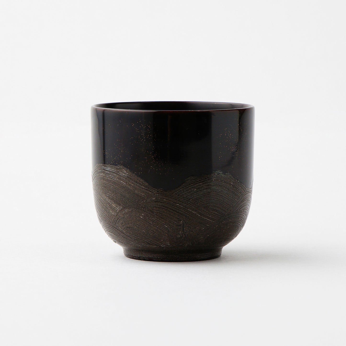 Black Urushi Lacquer Sake Cup with Silver Wave Design by Shigeki Yagi – A Masterpiece from Ishikawa, Japan