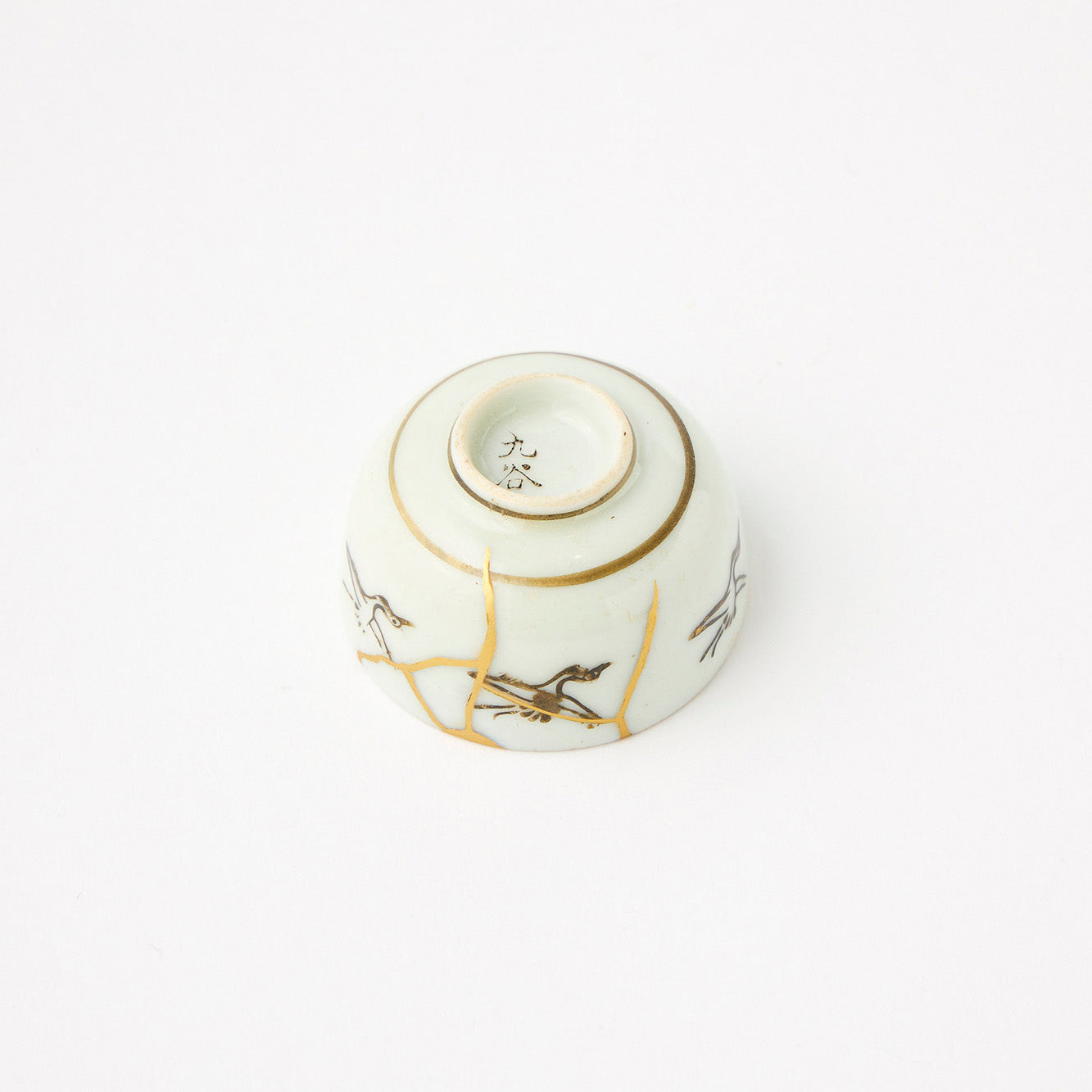 KINTSUGI Kutani Sake Cup 2nd; Unearthed from an Old Warehouse – A Masterpiece from Ishikawa, Japan