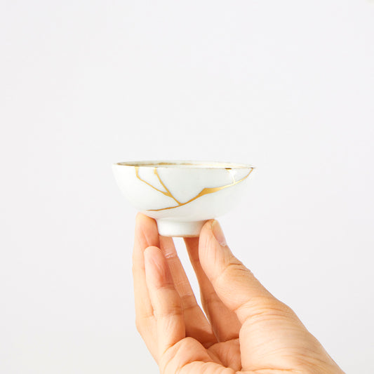 KINTSUGI Rising Sun & Cherry Blossom Cup from the Greater East Asia War Era – A Masterpiece from Ishikawa, Japan|Food Safe