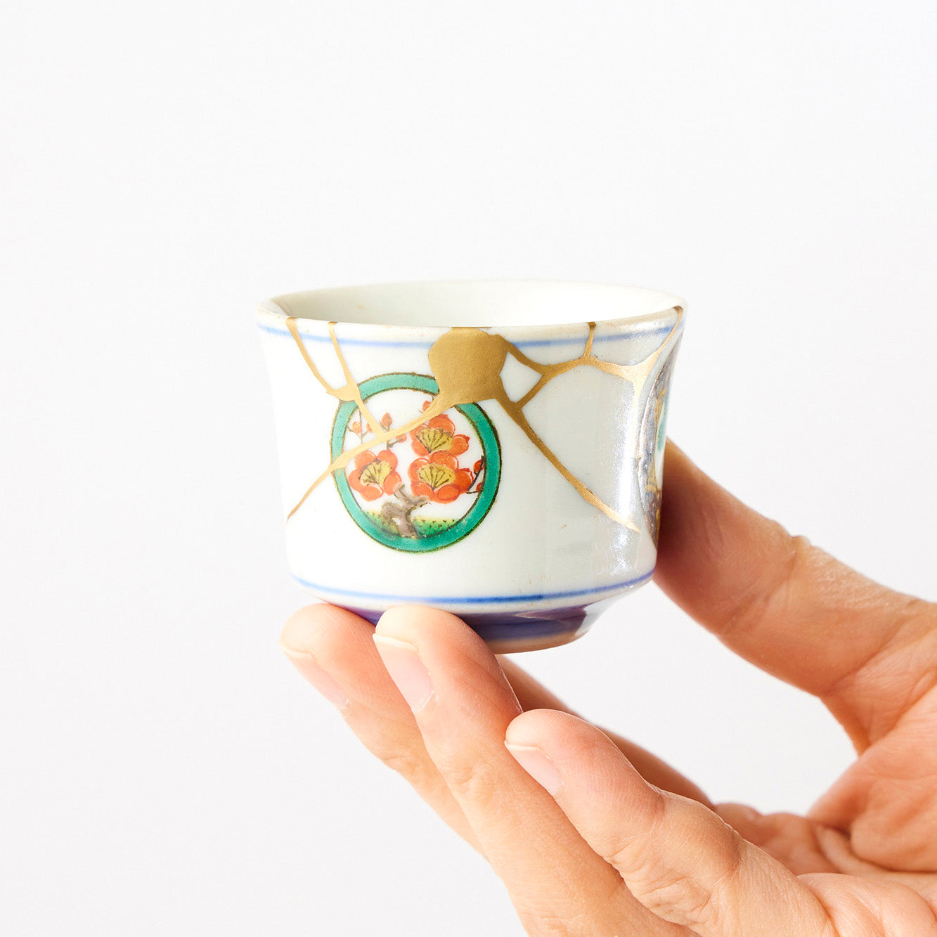 KINTSUGI Kutani Sake Cup Unearthed from an Old Warehouse – A Masterpiece from Ishikawa, Japan|Food Safe