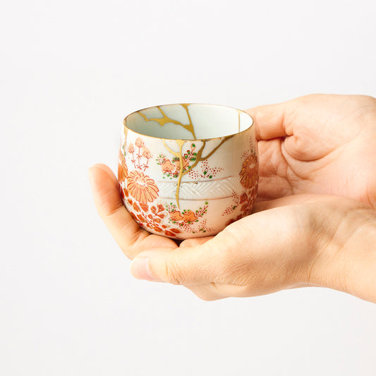 KINTSUGI Teacup from the Greater East Asia War Era with Gold Flowing from the Rim – A Masterpiece from Ishikawa, Japan|Food Safe