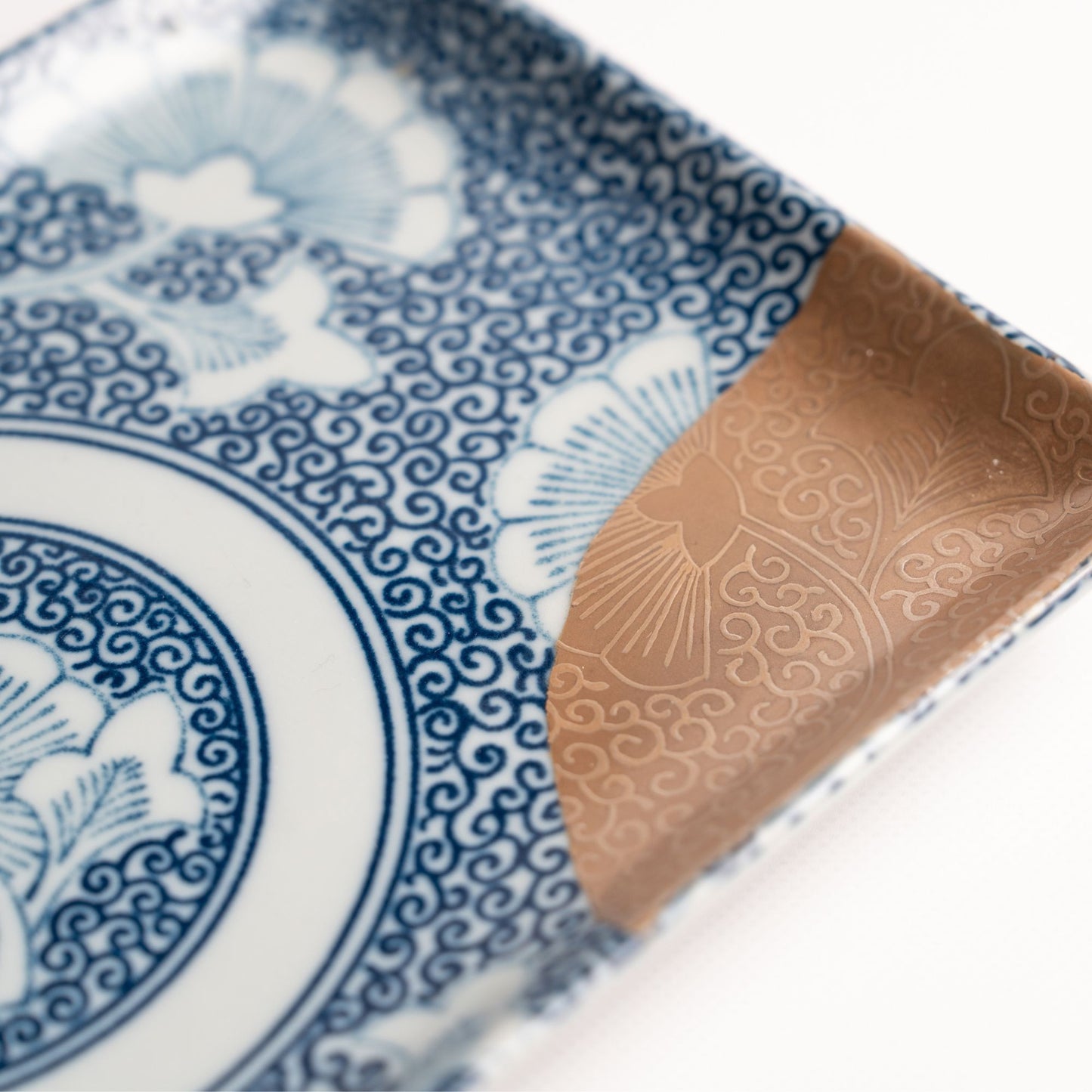 SILVER-TSUGI Arabesque Makie Rectangular Plate Repaired by Hinako Shimizu |Available at Ebisu Studio
