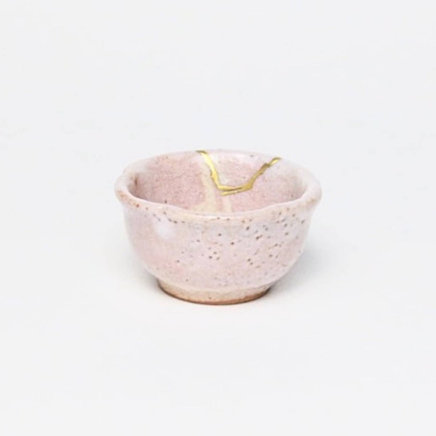 KINTSUGI – Pink Petal-Shaped Sake Cup with Blooming Gold|Available at Ebisu Studio