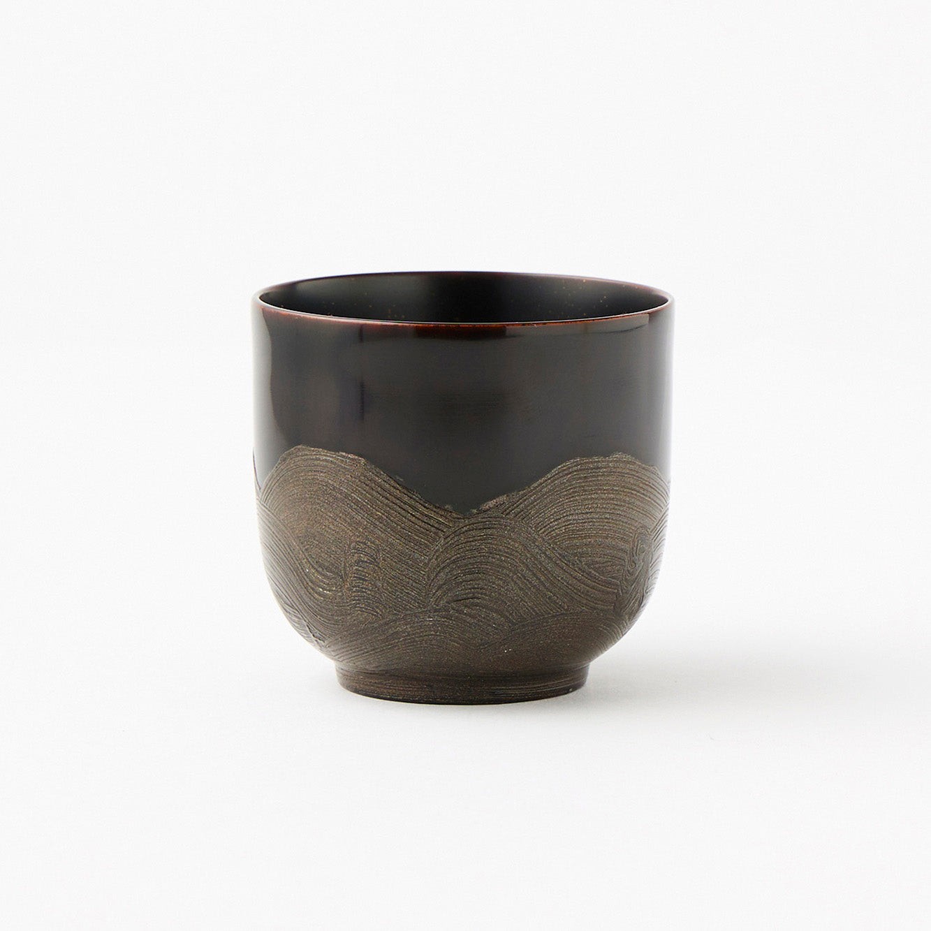 Black Urushi Lacquer Sake Cup with Silver Wave Design (No Outer Glitter) by Shigeki Yagi – A Masterpiece from Ishikawa, Japan