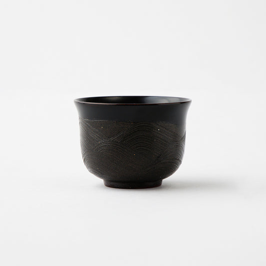 Small Black Urushi Lacquer Sake Cup with Silver Wave Design by Shigeki Yagi – A Masterpiece from Ishikawa, Japan