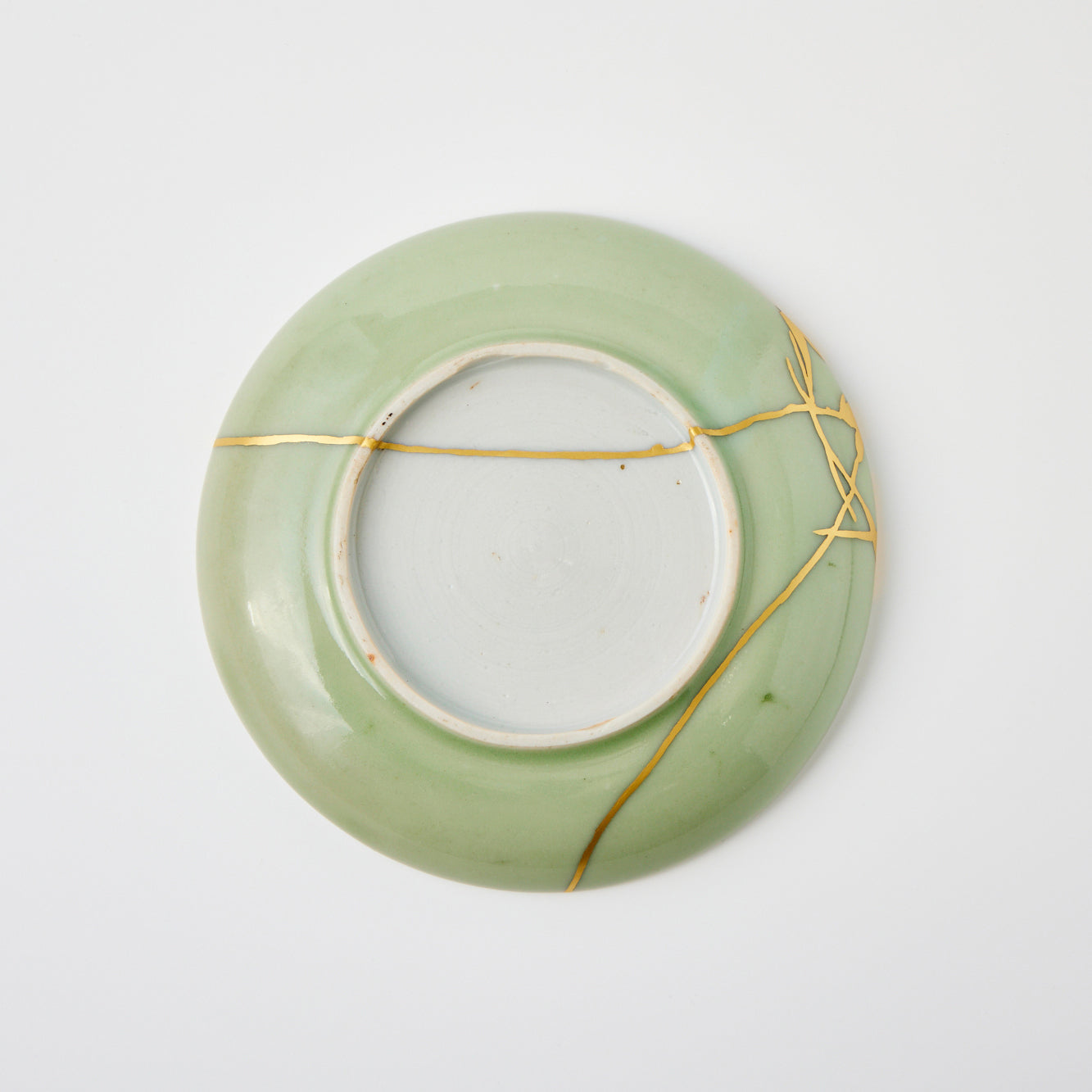 KINTSUGI - Ko-Imari Celadon Plate with Bold Gold Threading｜Available at Ebisu Studio