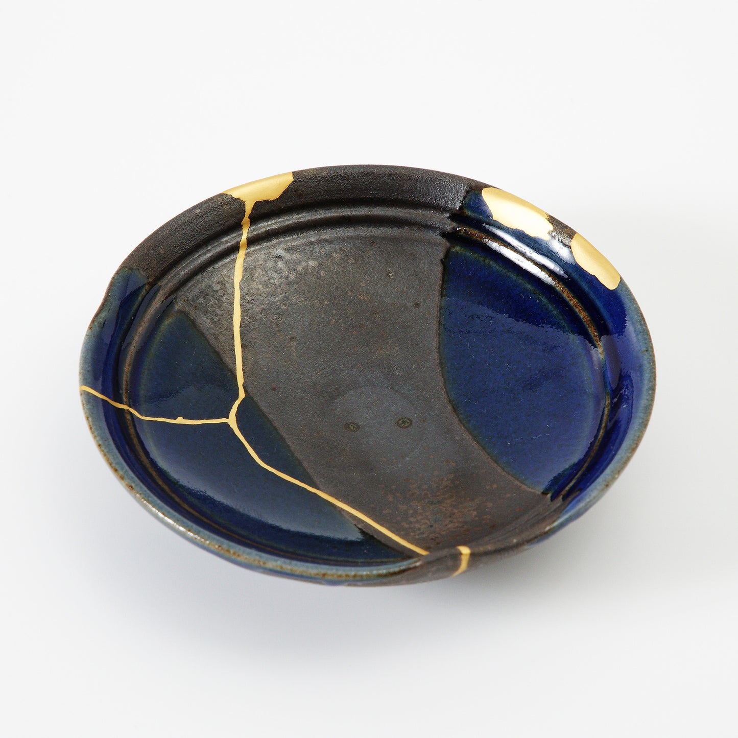 KINTSUGI Indigo-blue Small Dish Repaired by Nana Wakatsuki, Tokyo