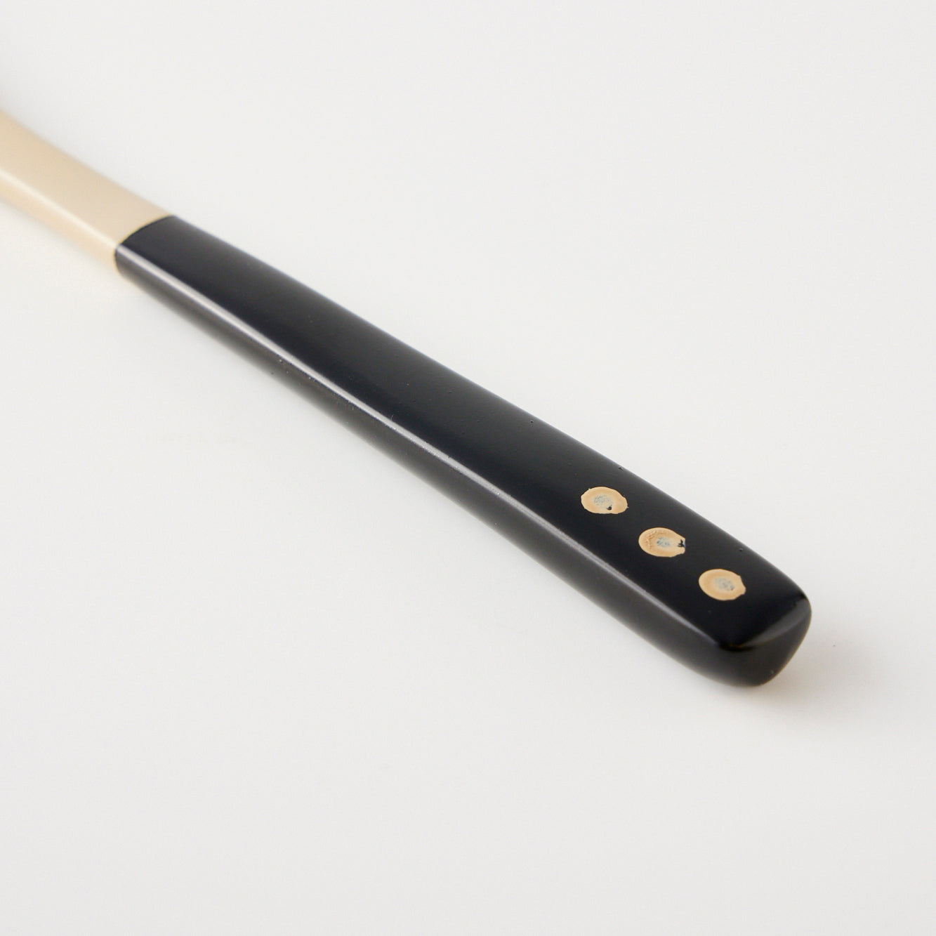 Dessert Spoon – Black & White Urushi Finish｜Available at Ebisu Studio