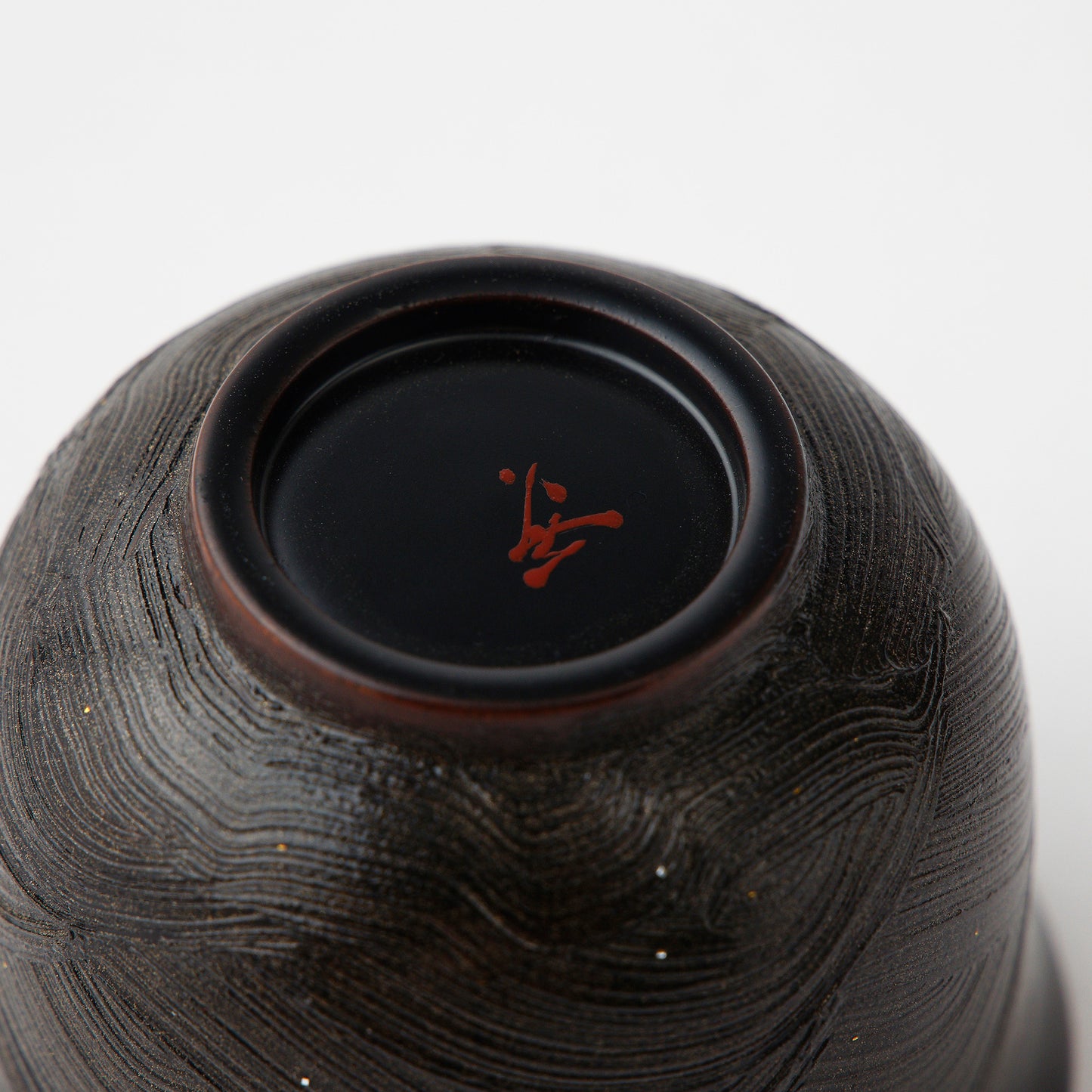 Small Black Urushi Lacquer Sake Cup with Silver Wave Design by Shigeki Yagi – A Masterpiece from Ishikawa, Japan