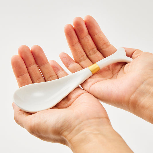 KINTSUGI White Whale-Shaped Spoon – Reinforced with Cloth and Urushi｜Available at Asakusa Studio