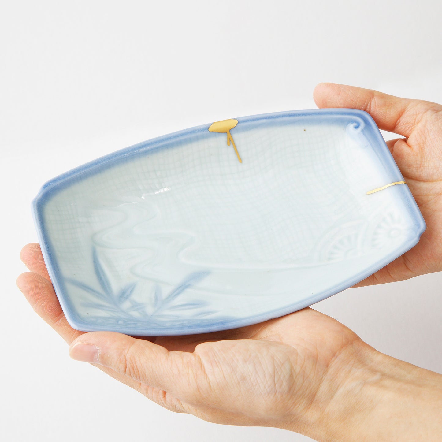 Kintsugi Plate - Light Wisteria with Gold