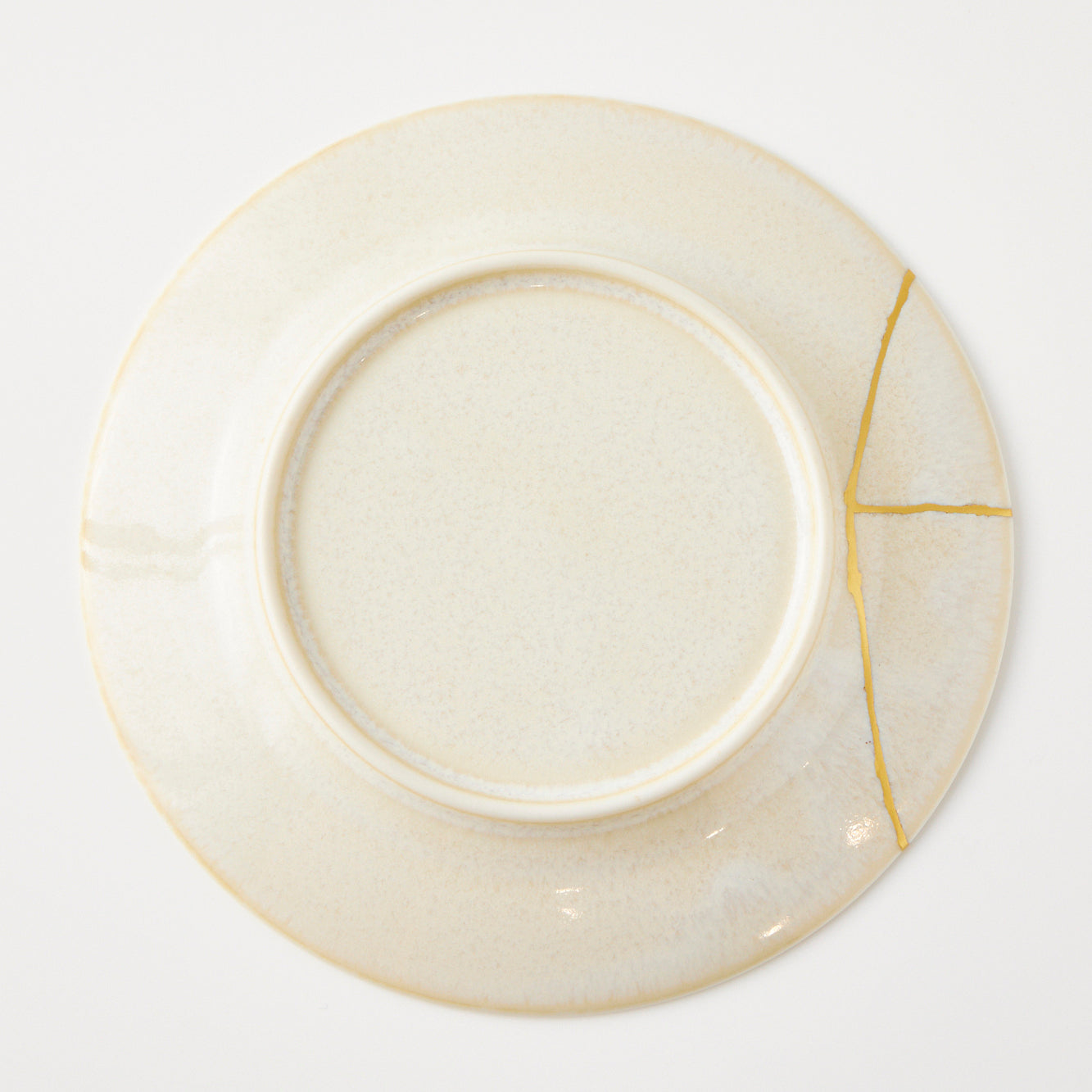 KINTSUGI Cream Lace Pattern Ceramic Flat Plate｜Available at Ebisu Studio