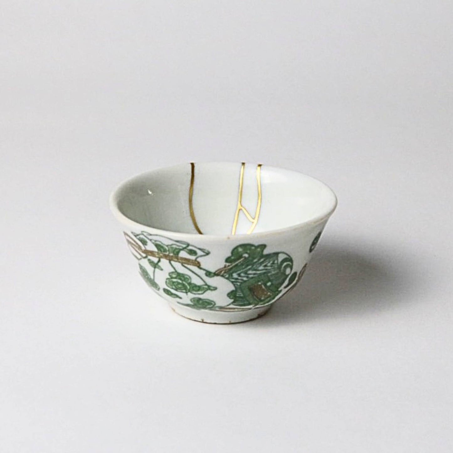 KINTSUGI – Lucky Mallet Tea Bowl with Gentle Gold｜Available at Ebisu Studio