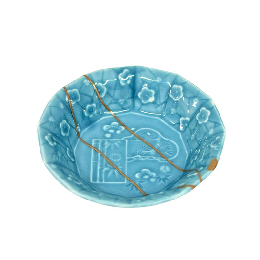 KINTSUGI Celadon Octagonal Small Plate with Auspicious Pine, Bamboo & Plum｜Food Safe